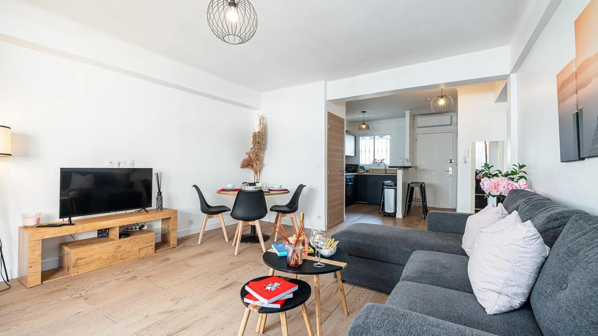 Apartment Appartement Le Marly - Happy Rentals Antibes France
